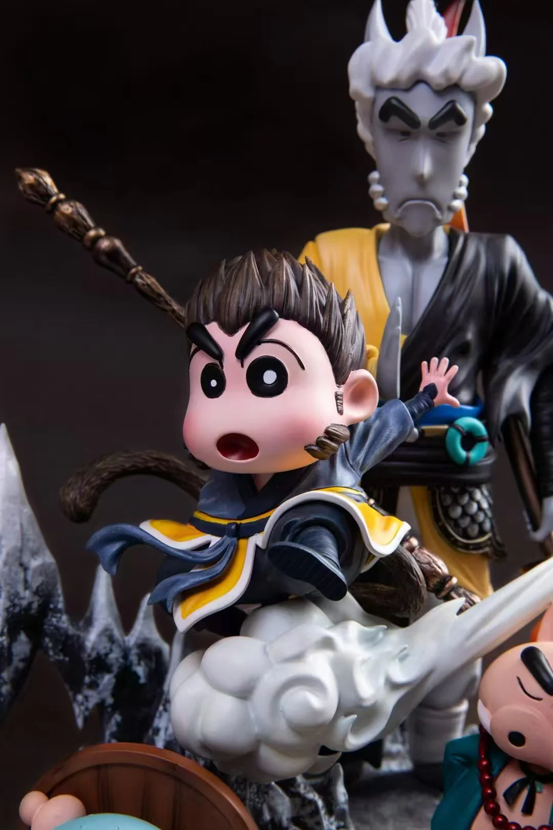 MianHuaTang Studio – Shin-chan Crossover: Journey to the West Crayon Shin-chan Resin Statue - Image 7