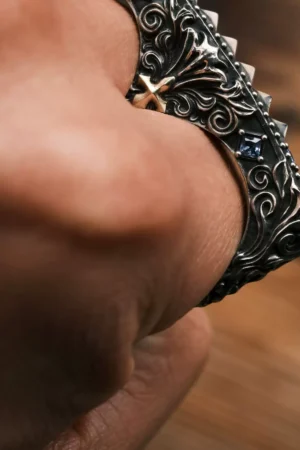Raven Studio – “Gentleman’s Etiquette” Handmade Accessory Original Handcrafted EDC-Inspired Jewelry Piece