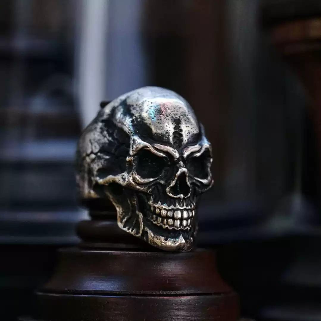 Raven Studio (silver jewelry) - Exclusive Fashionista Skull Ring Original