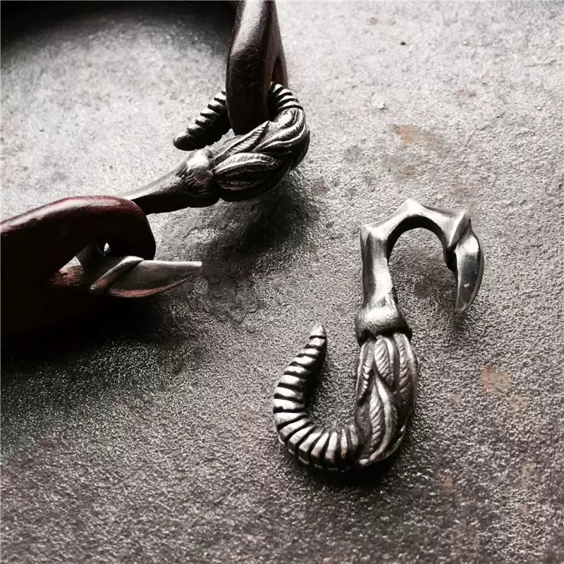 Raven Studio (silver jewelry) - Claws Meet Rattlesnake S-Shaped Connecting Hook Original