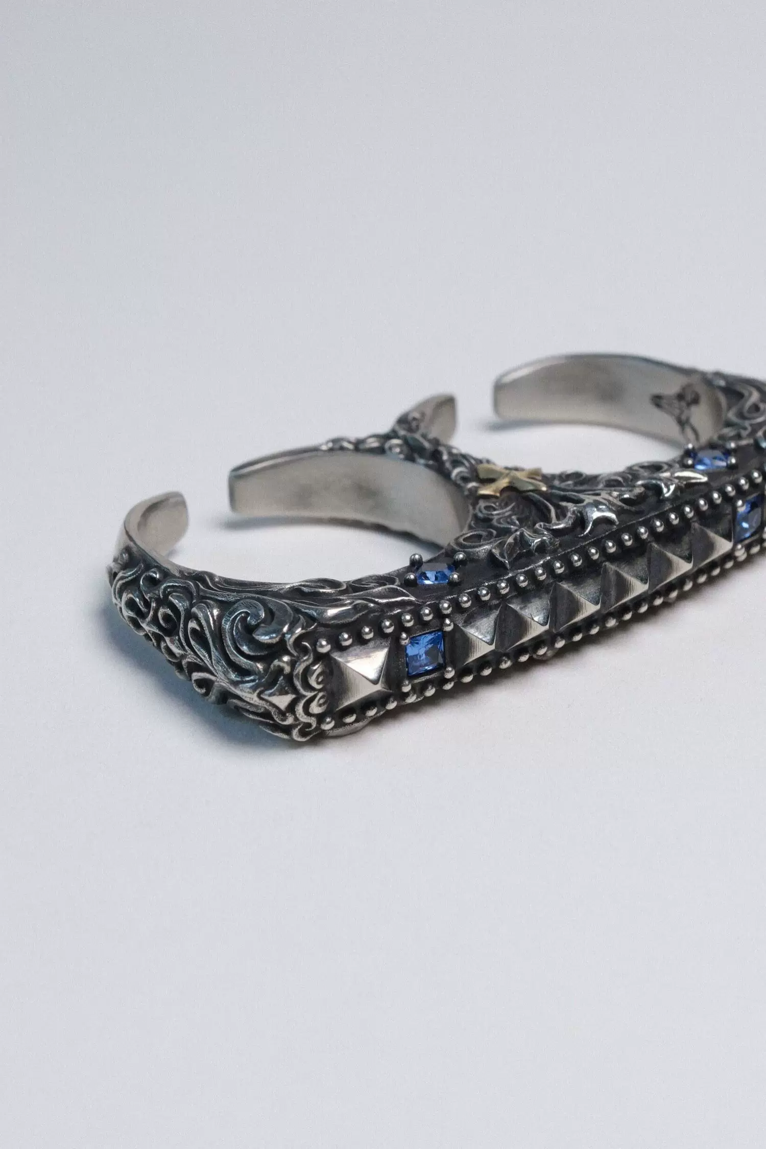 Raven Studio – “Gentleman’s Etiquette” Handmade Accessory Original Handcrafted EDC-Inspired Jewelry Piece - Image 20