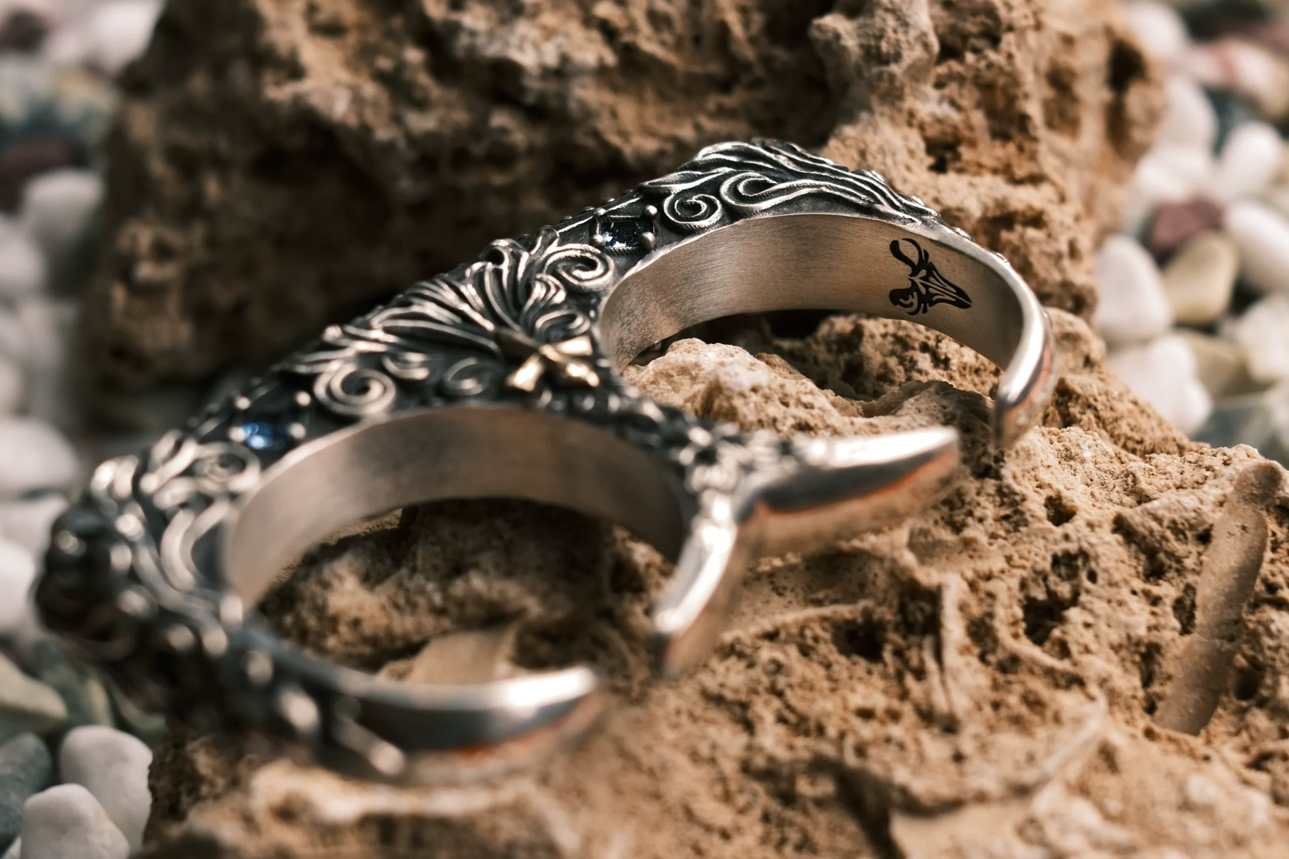 Raven Studio – “Gentleman’s Etiquette” Handmade Accessory Original Handcrafted EDC-Inspired Jewelry Piece - Image 9