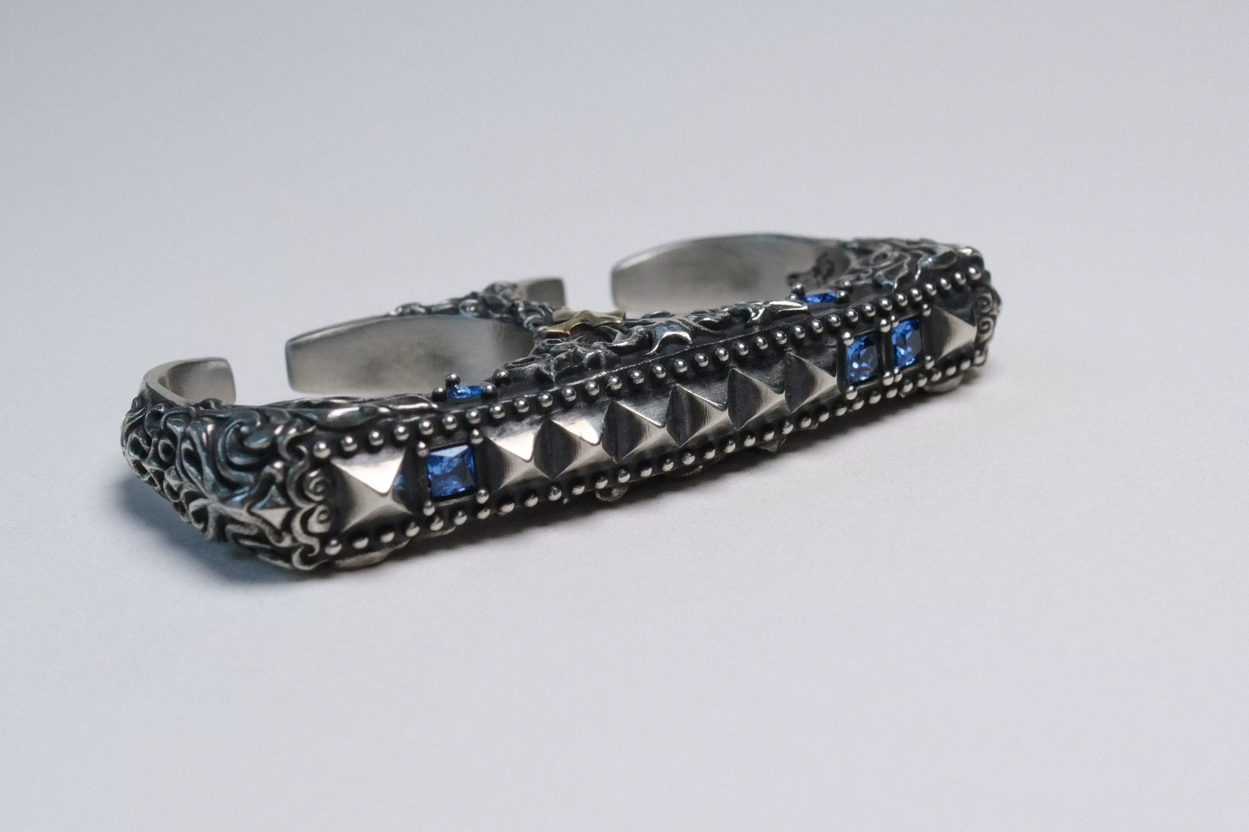 Raven Studio – “Gentleman’s Etiquette” Handmade Accessory Original Handcrafted EDC-Inspired Jewelry Piece - Image 17