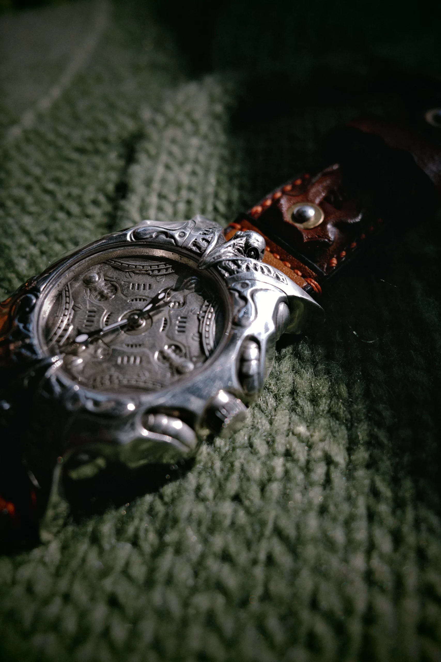 Raven Studio – Raven Symbiote Handmade Solid Silver Watch Original Sterling Silver Luxury Timepiece - Image 24