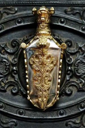 Raven Studio (silver jewelry) - Exclusive Handmade Vintage Fully Carved Perfume Bottle Original