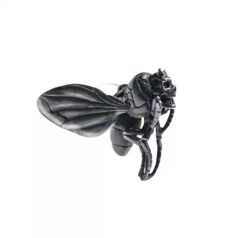 Raven Studio (silver jewelry) - Original Exclusive Design Bee "The Intruder" Pendant Original - Image 5