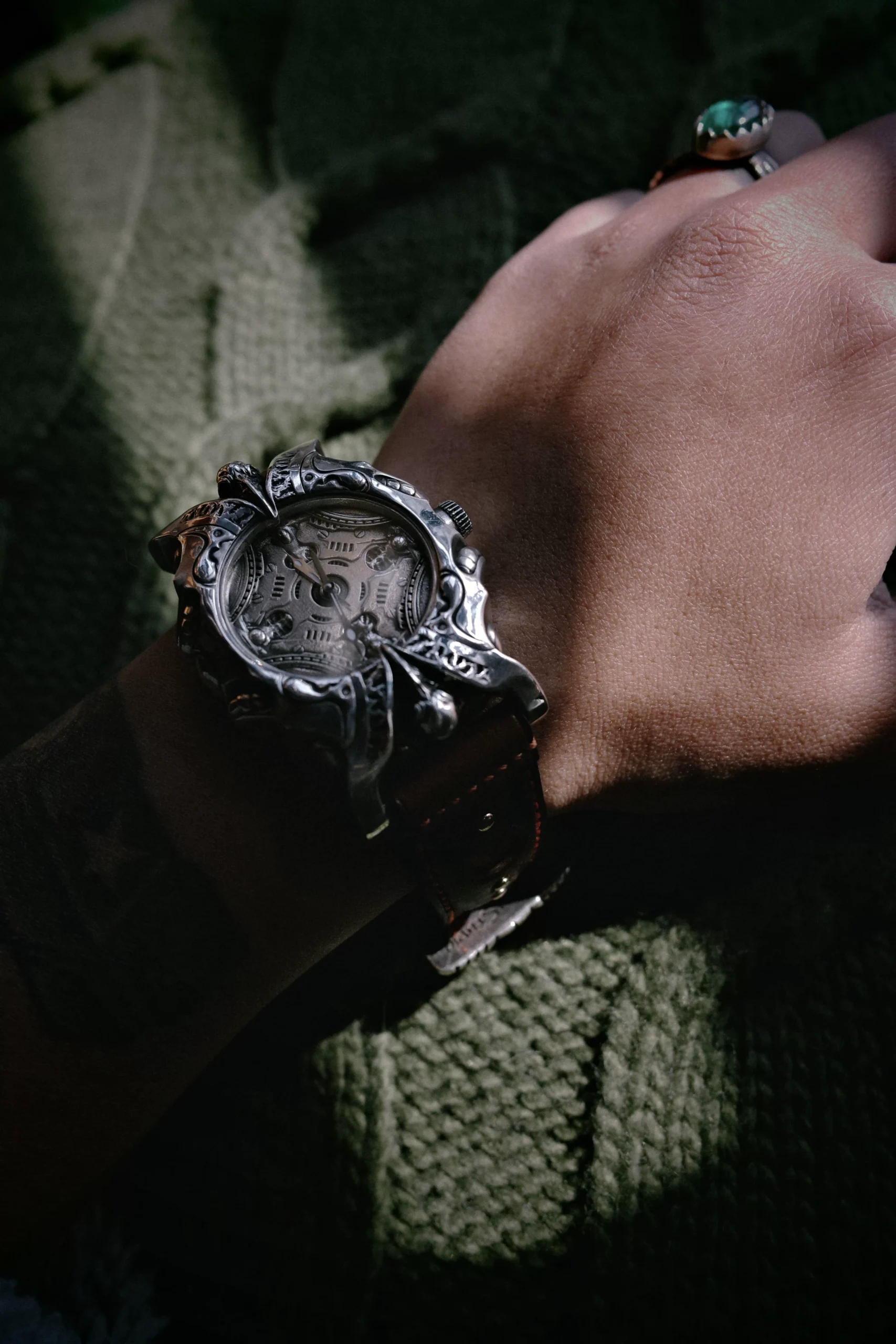 Raven Studio – Raven Symbiote Handmade Solid Silver Watch Original Sterling Silver Luxury Timepiece - Image 7