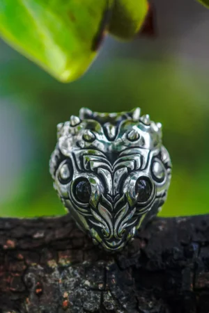 Raven Studio (silver jewelry) - Original Design "Forest Watcher" Toad Ring Original
