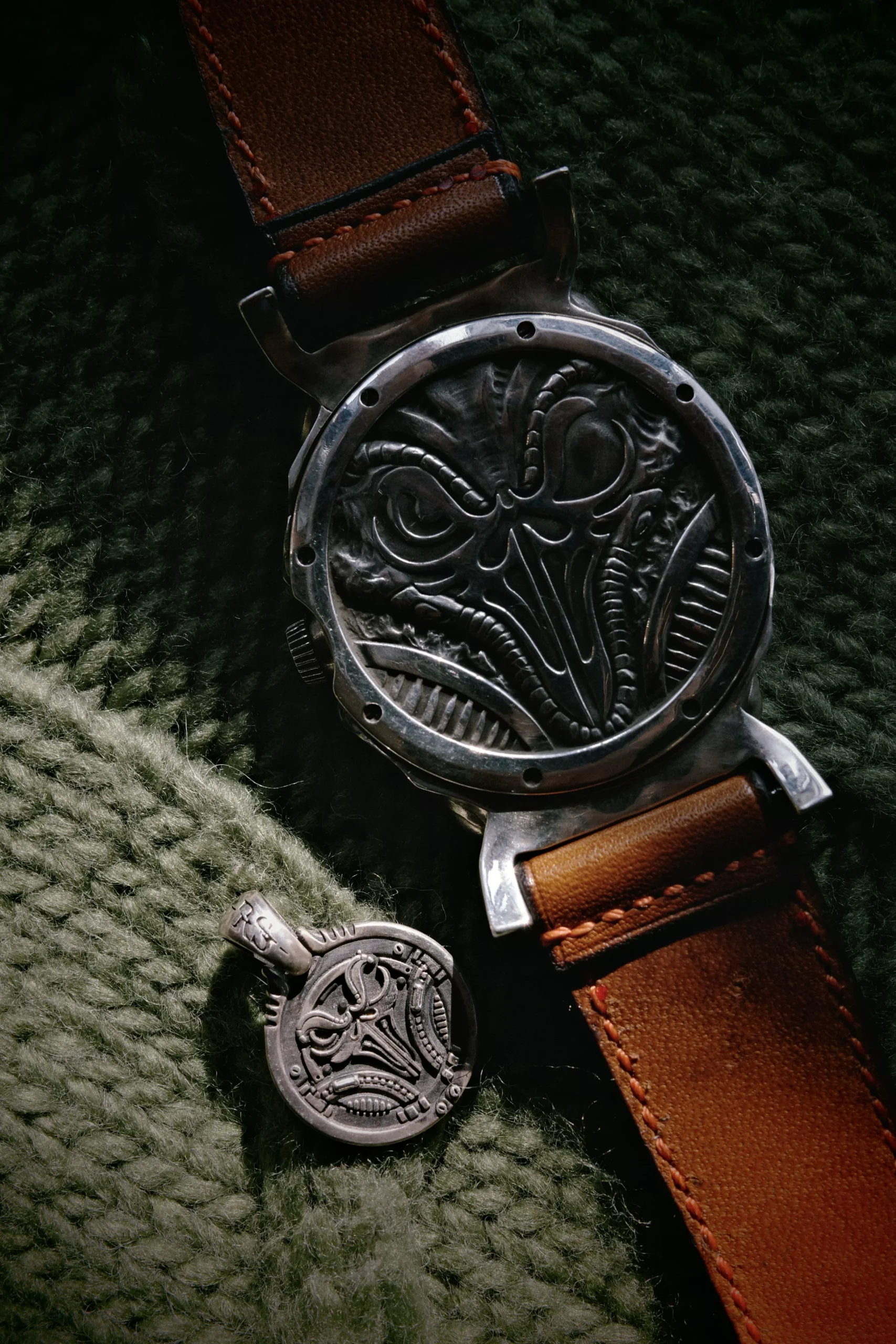 Raven Studio – Raven Symbiote Handmade Solid Silver Watch Original Sterling Silver Luxury Timepiece - Image 10