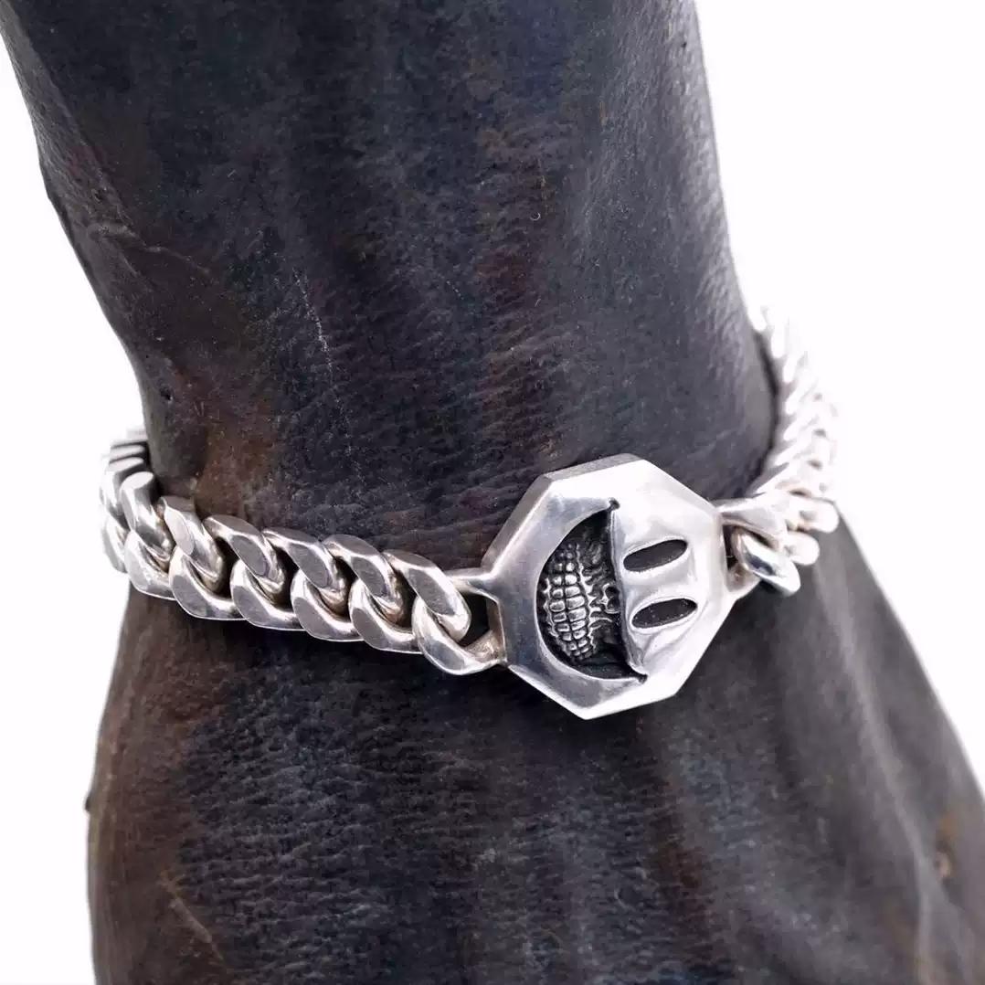 Raven Studio (silver jewelry) - Original Design Ron English Smiley Skull Bracelet Original - Image 3