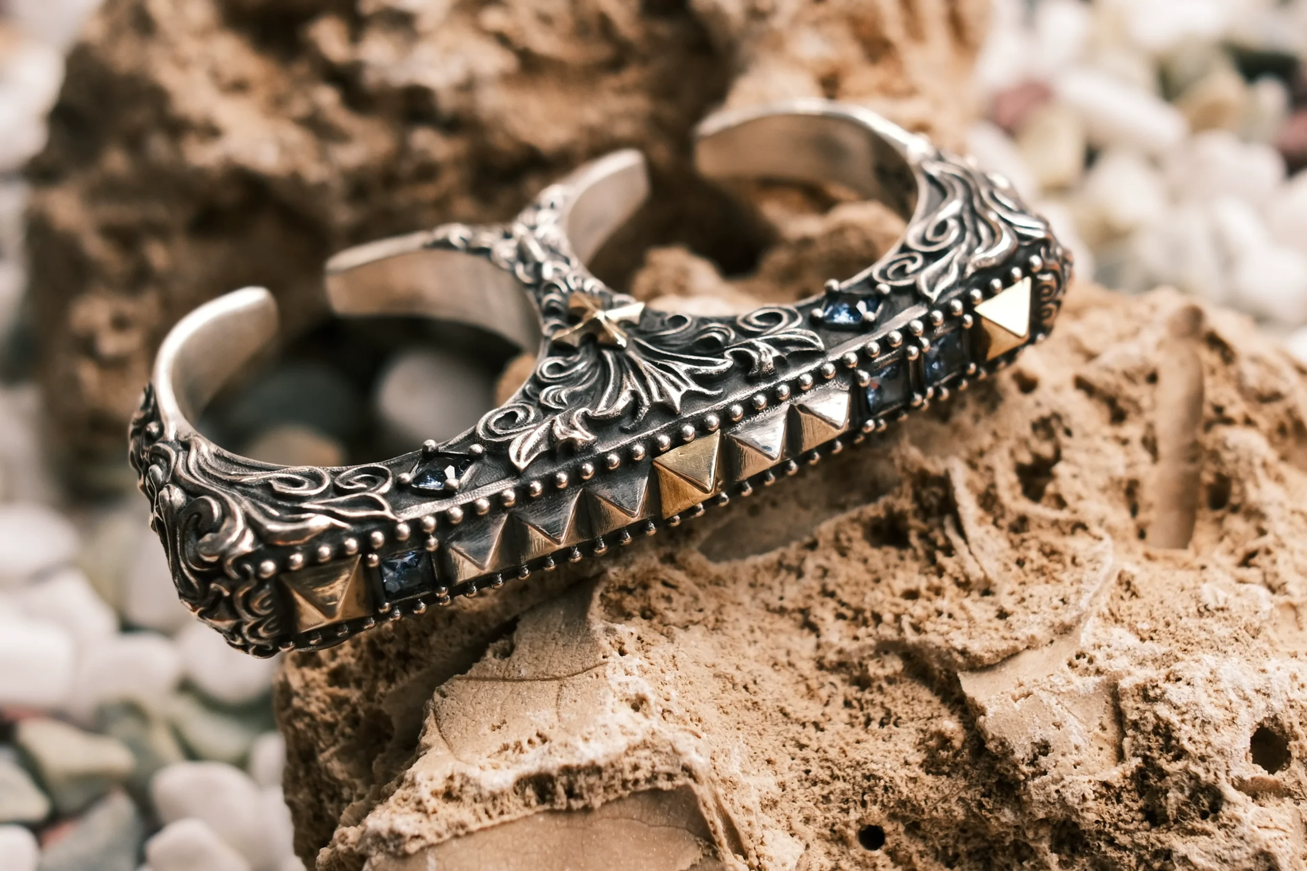 Raven Studio – “Gentleman’s Etiquette” Handmade Accessory Original Handcrafted EDC-Inspired Jewelry Piece - Image 11