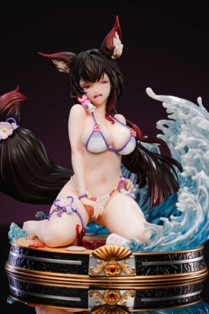 Alternative view of Scarlet Studio – Kosaka Wakamo Blue Archive | 1/6 Scale Resin Statue