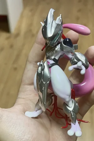 Dopamine Studio - Armored Mewtwo Pokémon