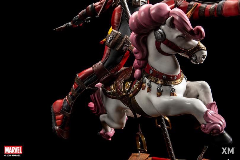 Marvel Deadpool 1/4 Scale Statue – XM Studios Limited Edition Premium Collectible Diorama - Image 7