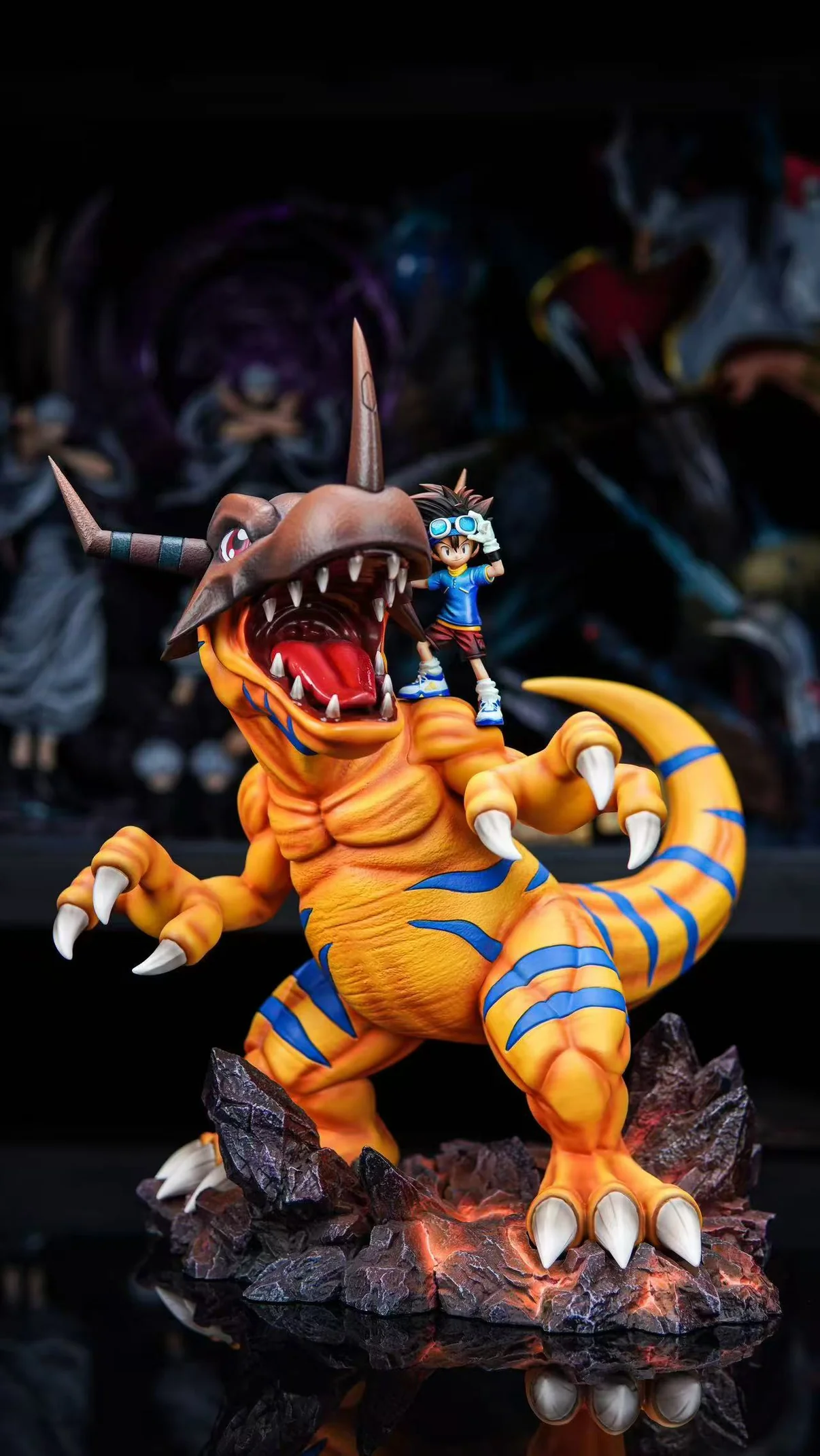 Soar Studio – Greymon x Yagami Taichi Digimon Resin Statue