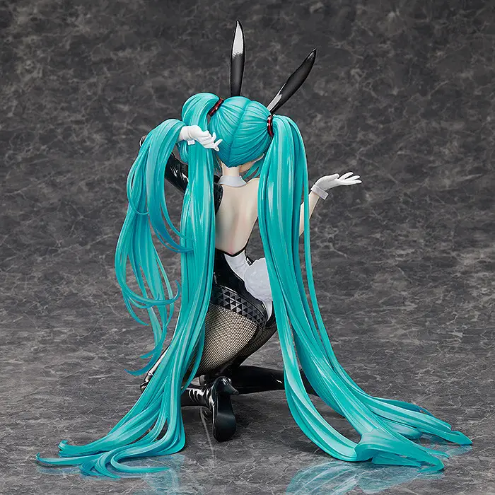 FREEing B-STYLE – Hatsune Miku: Bunny Ver. Art by SanMuYYB – 1/4 Scale Figure