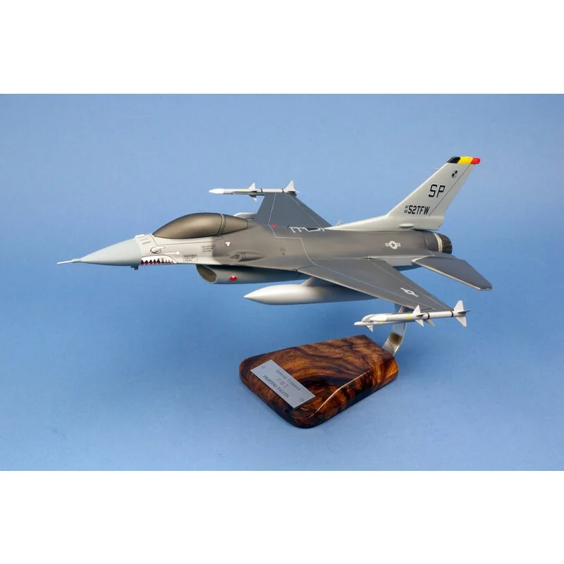Pilots Station - F-16C Falcon Die cast