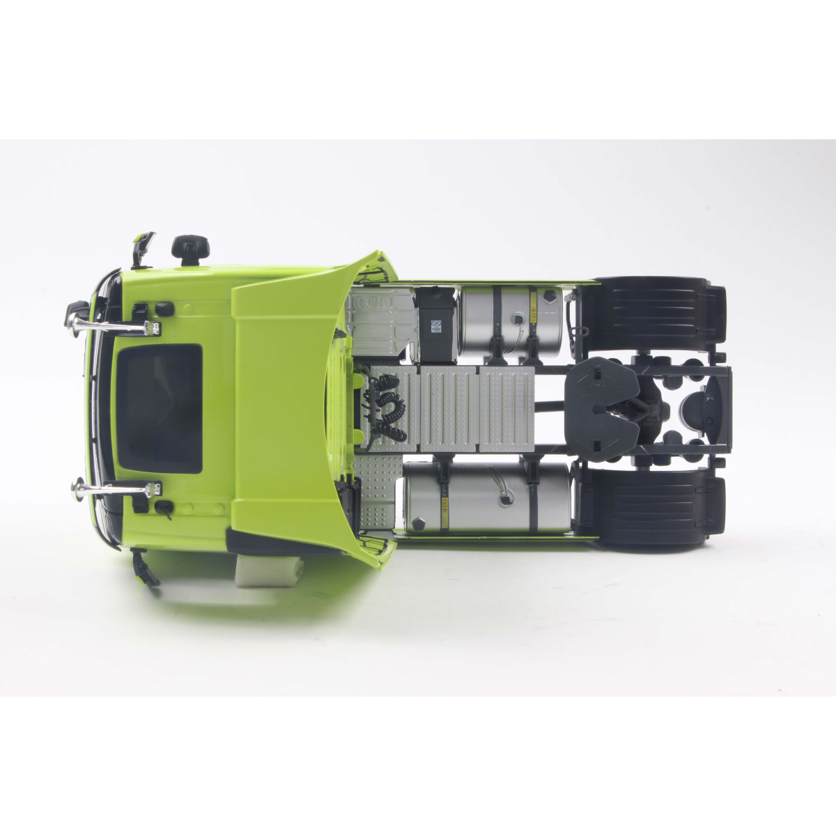 Solido - Volvo trucks fh globetrotter xl neon green 2023 1/43 Die cast - Image 3