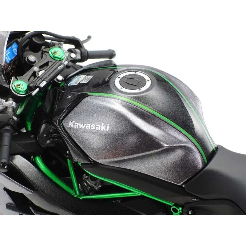 Kawasaki Ninja H2 Carbon Model kit - Image 7