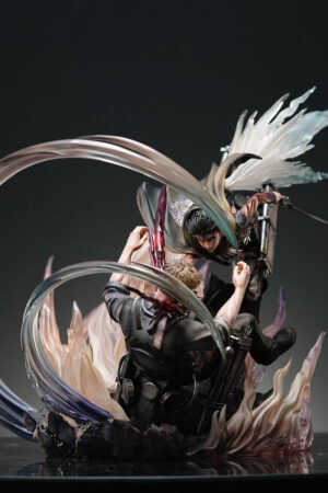 Alternative view of Attack on Titan Levi vs Reiner Battle 1/6 ScaleResin TOPGK Statue- Sure Studio