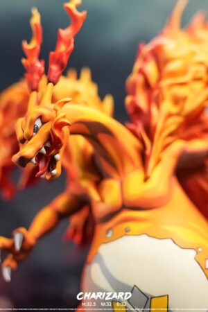Chao Hua Studio “Super Charizard” Pokemon