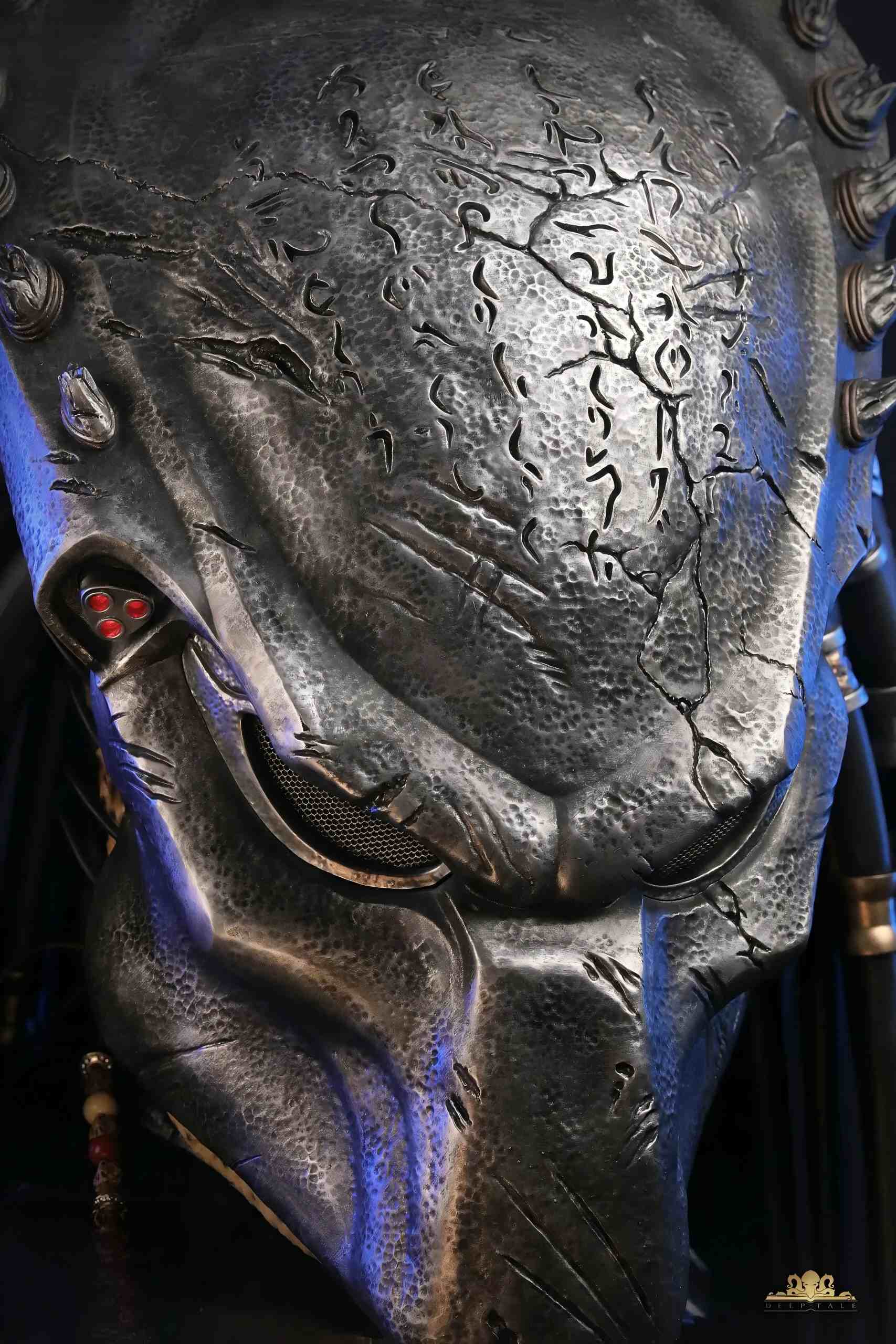 Deep Tale Studio Wolf Predator Bust Alien vs. Predator