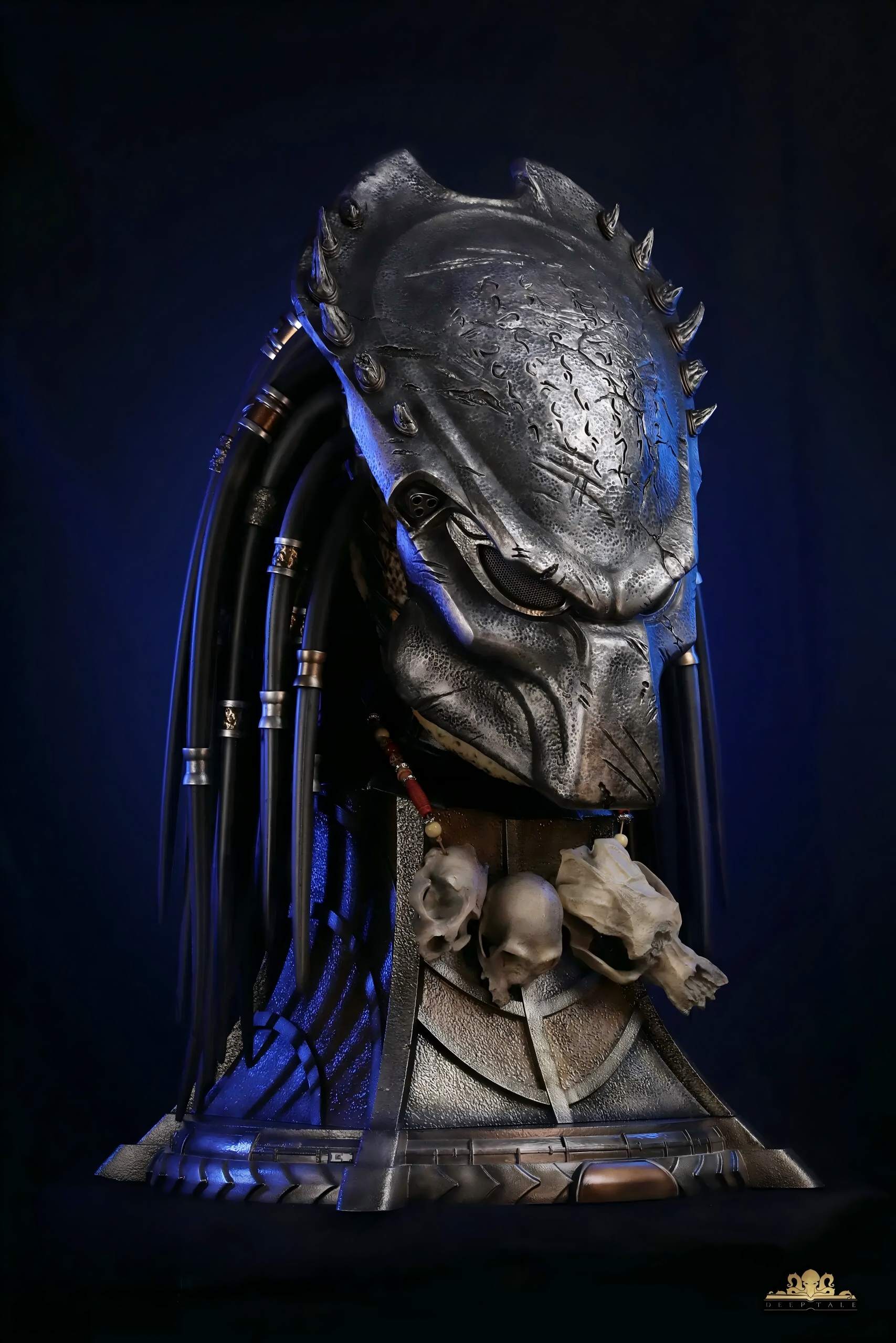 Deep Tale Studio Wolf Predator Bust Alien vs. Predator