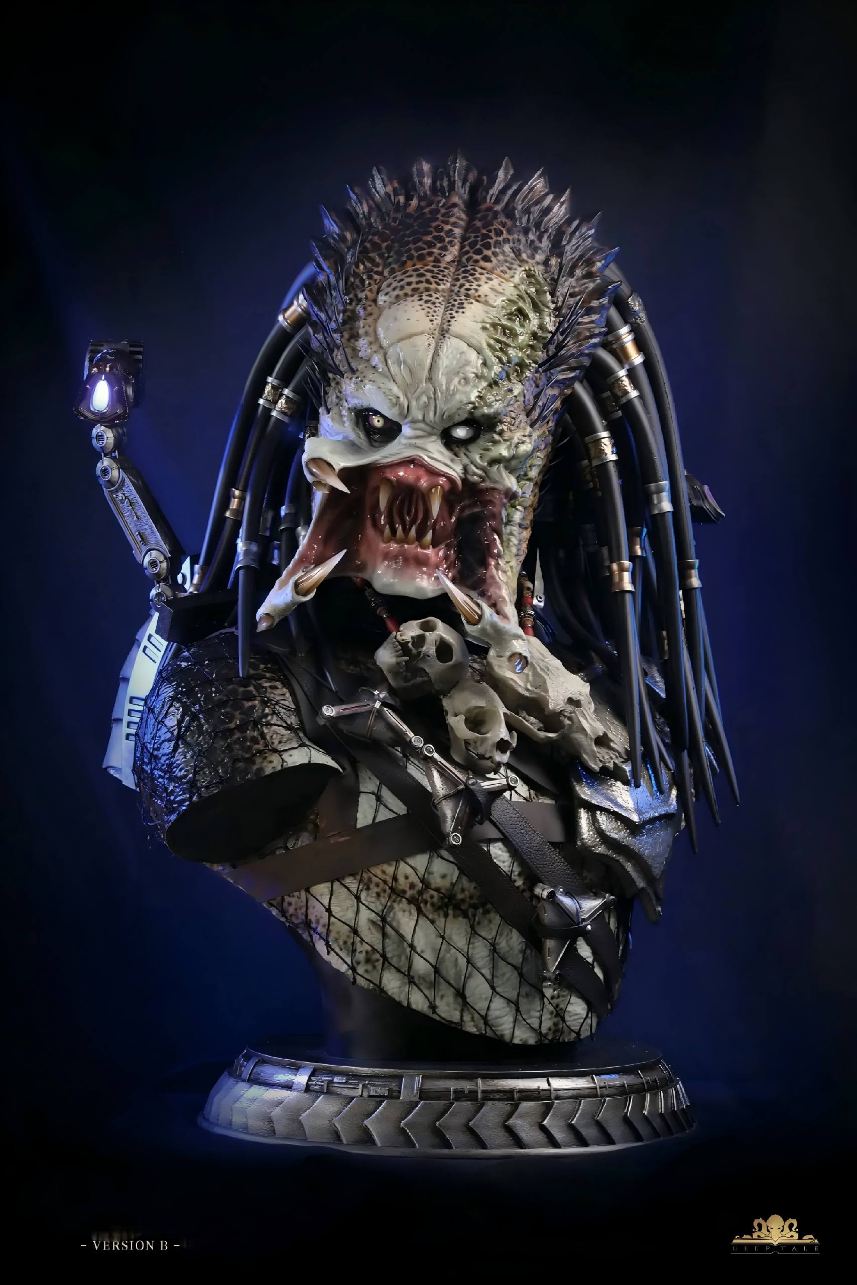 Deep Tale Studio Wolf Predator Bust Alien vs. Predator