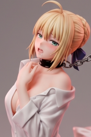 Alternative view of Fate Series Saber & Arcueid Brunestud 1/6 Scale Resin Statue –sea King studio