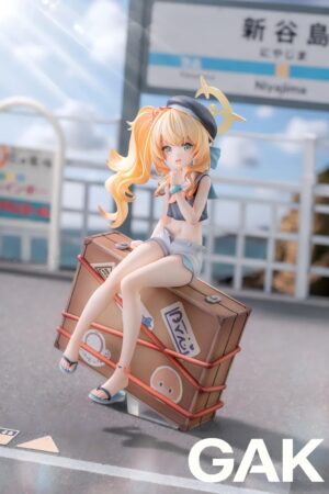 GAK Studio - Blue Archive Smiling Professor Vacations Statue
