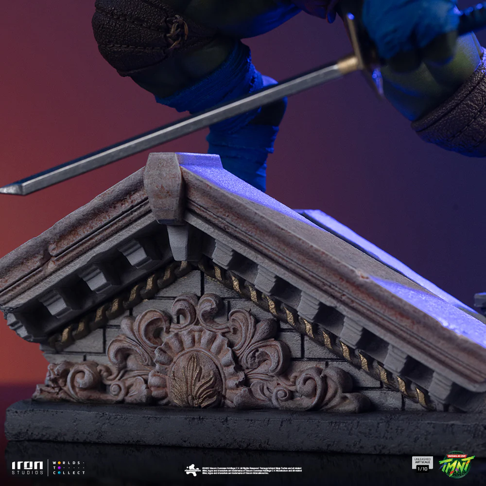 Iron Studio - Teenage Mutant Ninja Turtles Leonardo Art Scale 110 Statue