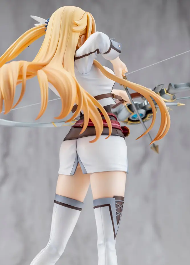Kotobukiya – Alisa Reinford 18 Scale Figure