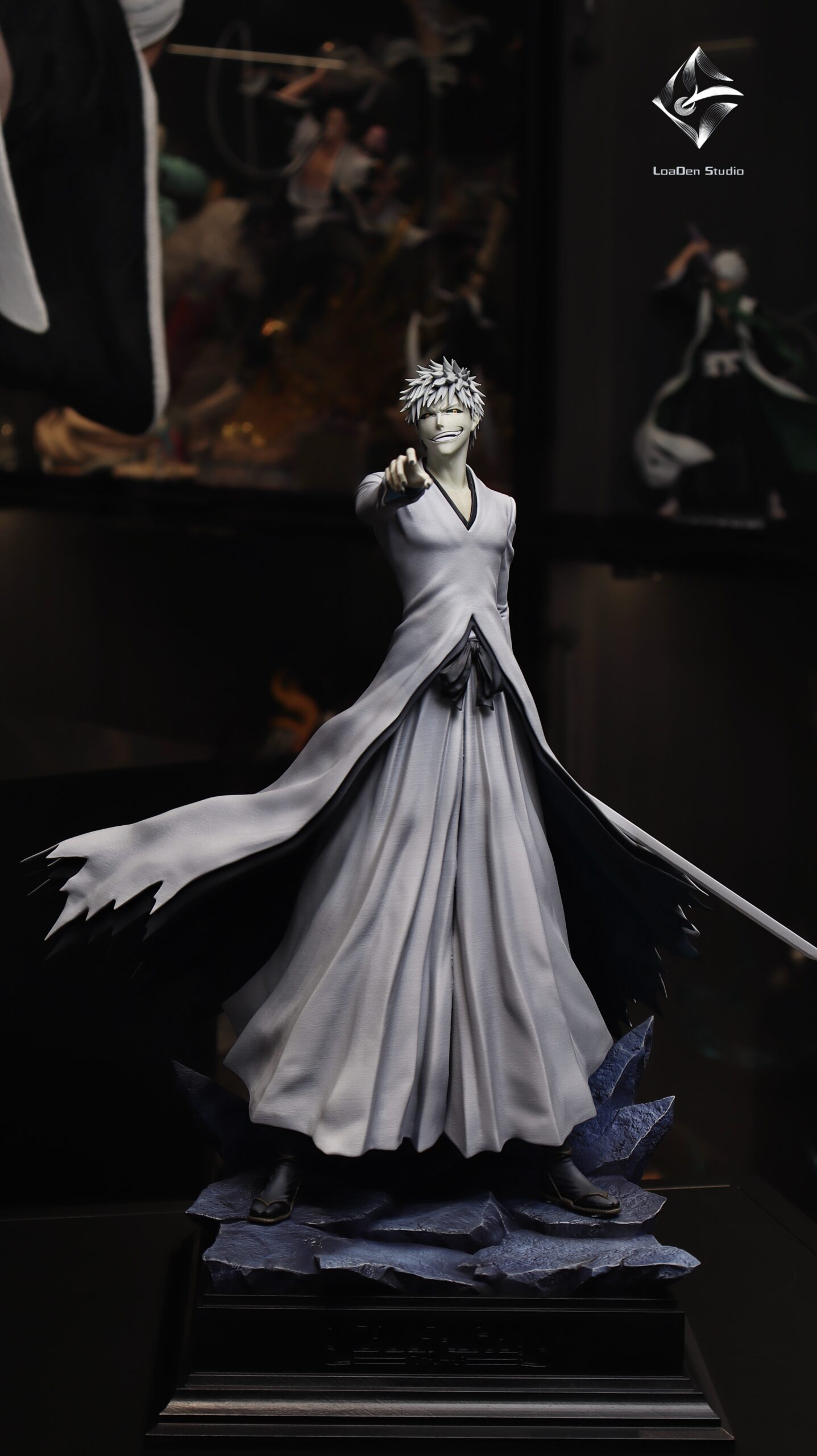 LoaDen Studio Bleach Hollow Ichigo Statue
