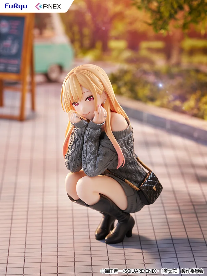 Marin Kitagawa Knitwear Ver. 16 Scale Figure