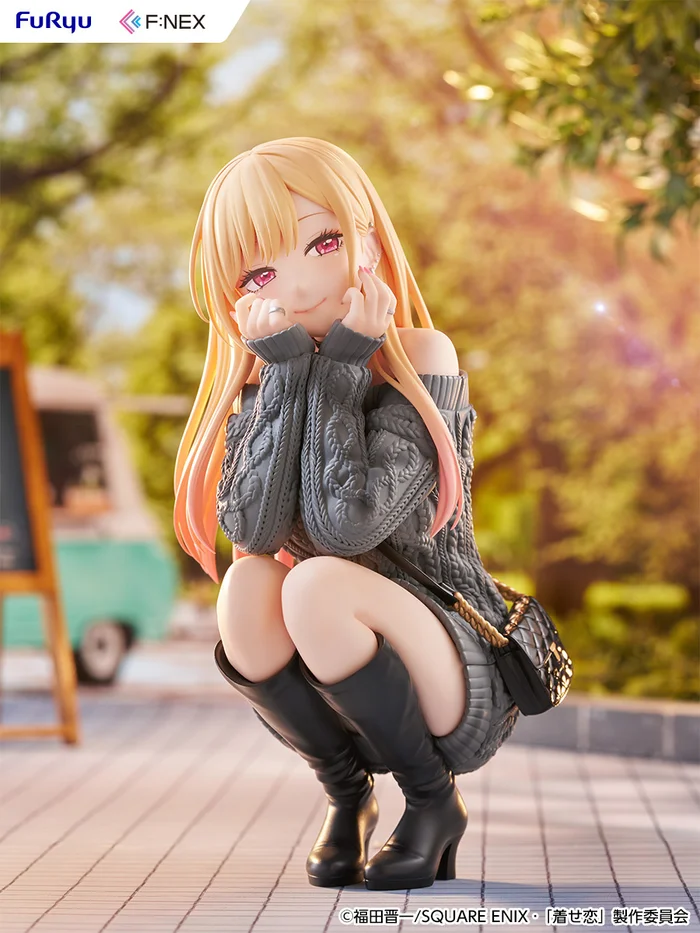 Marin Kitagawa Knitwear Ver. 16 Scale Figure