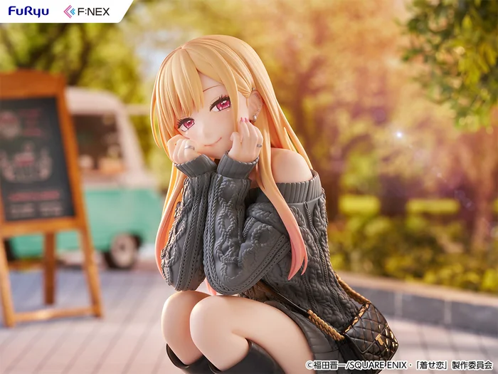 Marin Kitagawa Knitwear Ver. 16 Scale Figure
