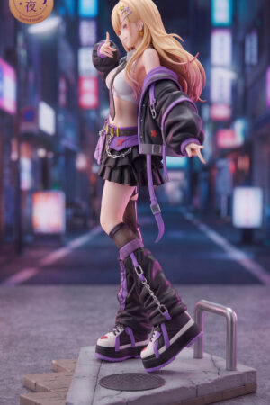 Alternative view of My Dress-Up Darling – Marin Kitagawa  1/6 Scale Resin Statue  – Scarlet Studio