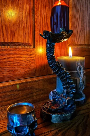 Raven Studio(silver jewelry) - “Iron Blood” Jewelry Stand