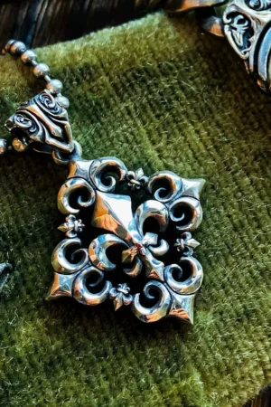Raven Studio(silver jewelry) - Original “Faith” Cross Pendant