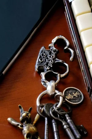 Raven Studio(silver jewelry) - Original “Fighter” EDC Knuckle Duster Keychain