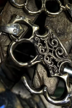 Raven Studio(silver jewelry) - Original “Fighter” EDC Knuckle Duster Keychain