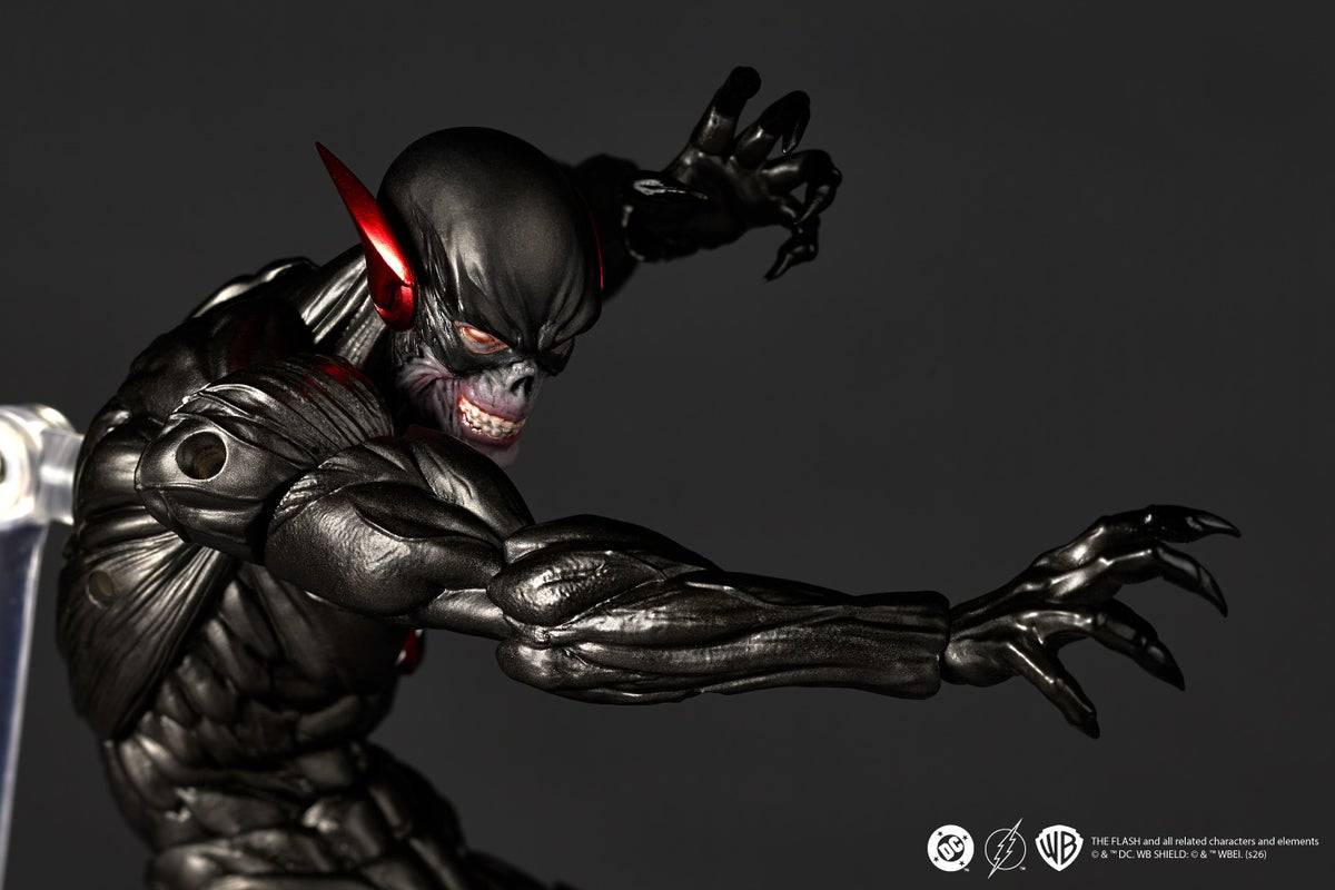 Amazing YamaguchiRevoltech DC Comics - Black Flash