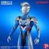 Brand/Manufacturer: Plex Series: Ultraman Character: Ultraman Z Japanese Original Edition, Brand New Figure From Ultraman Z, Ultraman Z Original joins the Daikaiju Series ULTRA NEW GENERATION lineup by Bandai / Plex as a collectible figure with light-up display features. As a rookie Ultraman belonging to the Space Garrison of the Land of Light, Ultraman Z is presented here in his basic Original form, sculpted with a simple yet powerful design that captures his youthful and heroic presence. The figure also features a switch function that recreates the red blinking effect of the Color Timer. The Limited Edition includes a special light-up function that allows both eyes and the Color Timer to illuminate when used with the included display base. [Set Contents] ・ Main figure (x1) ・ Display base (x1) ・ Support arm (x1) ・ USB Type-C cable (x1) ・ Instruction manual (x1) ★ Limited Edition: Special Light-Up Function ★ Details: Maker: Bandai / Plex Materials: PVC, MBS Size: ~ (H) 25 cm Release Date: 2026/09