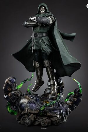Iron Studios Marvel Avengers Doomsday Doctor Doom Statue