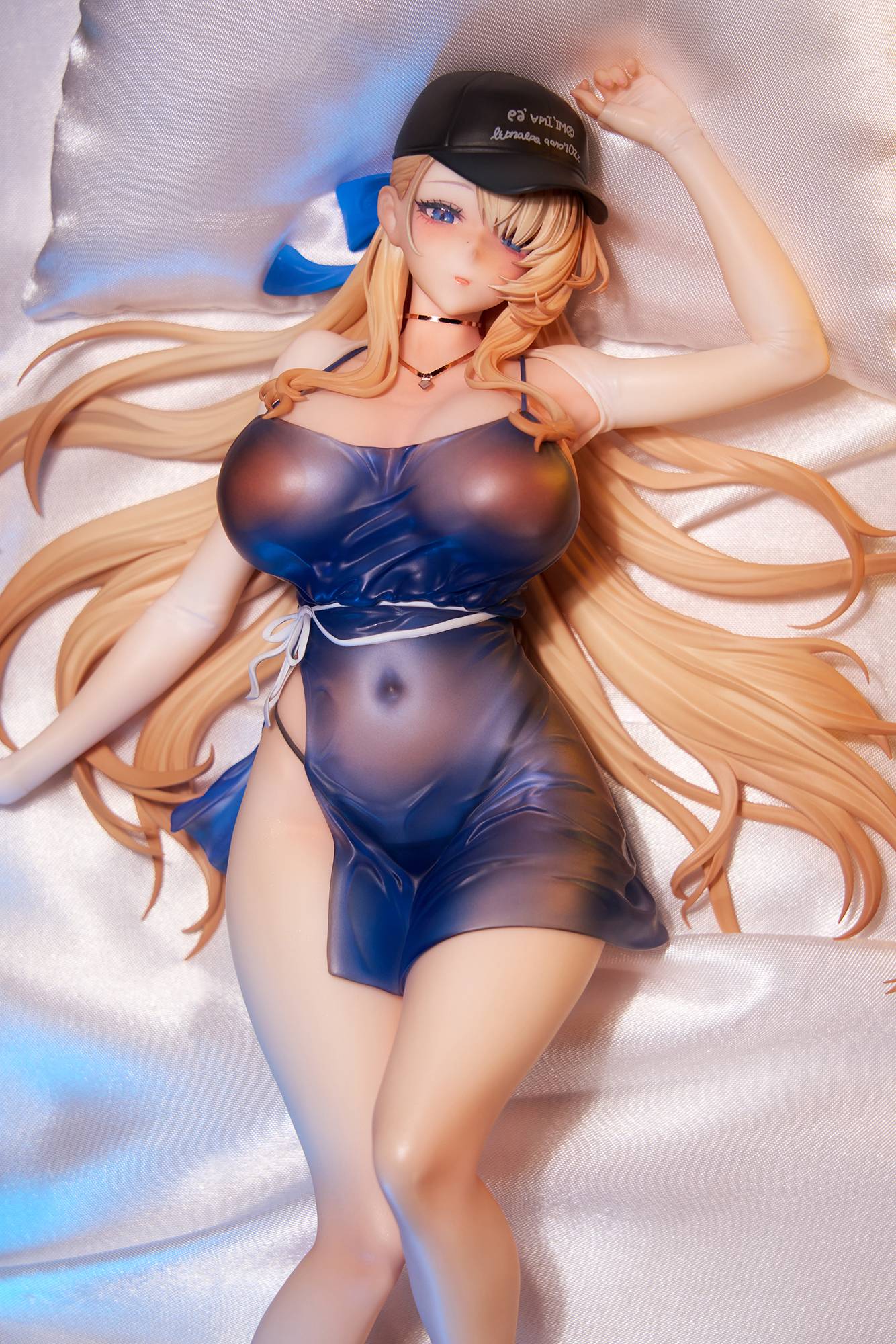 Apex Brown Dust Wilhelmina Figure