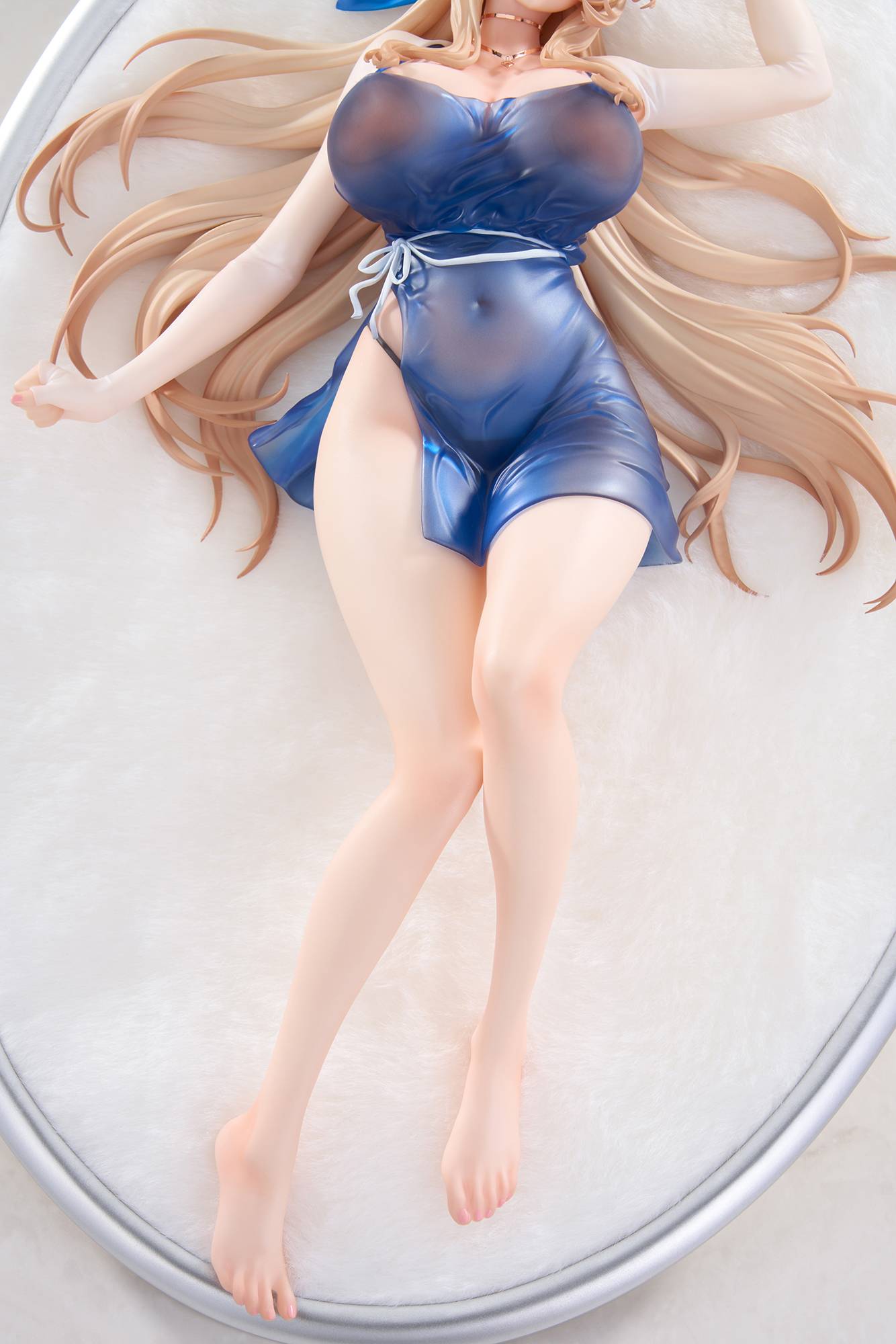 Apex Brown Dust Wilhelmina Figure