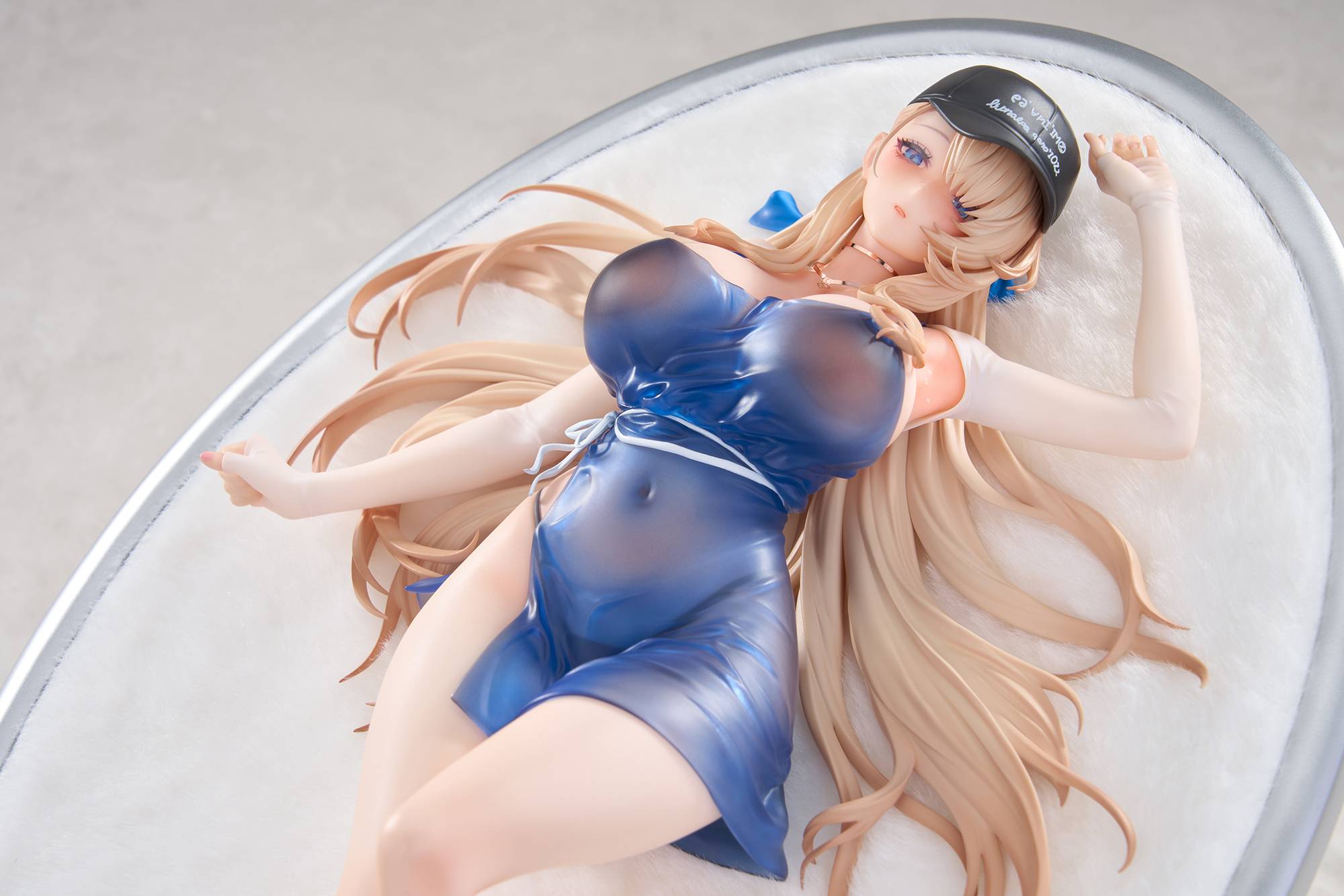 Apex Brown Dust Wilhelmina Figure