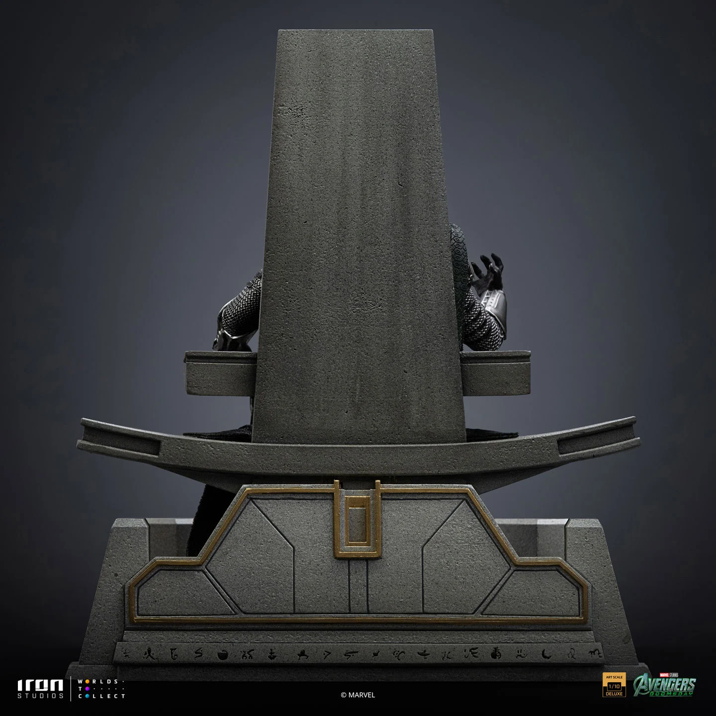 IRON Studio Marvel Doctor Doom
