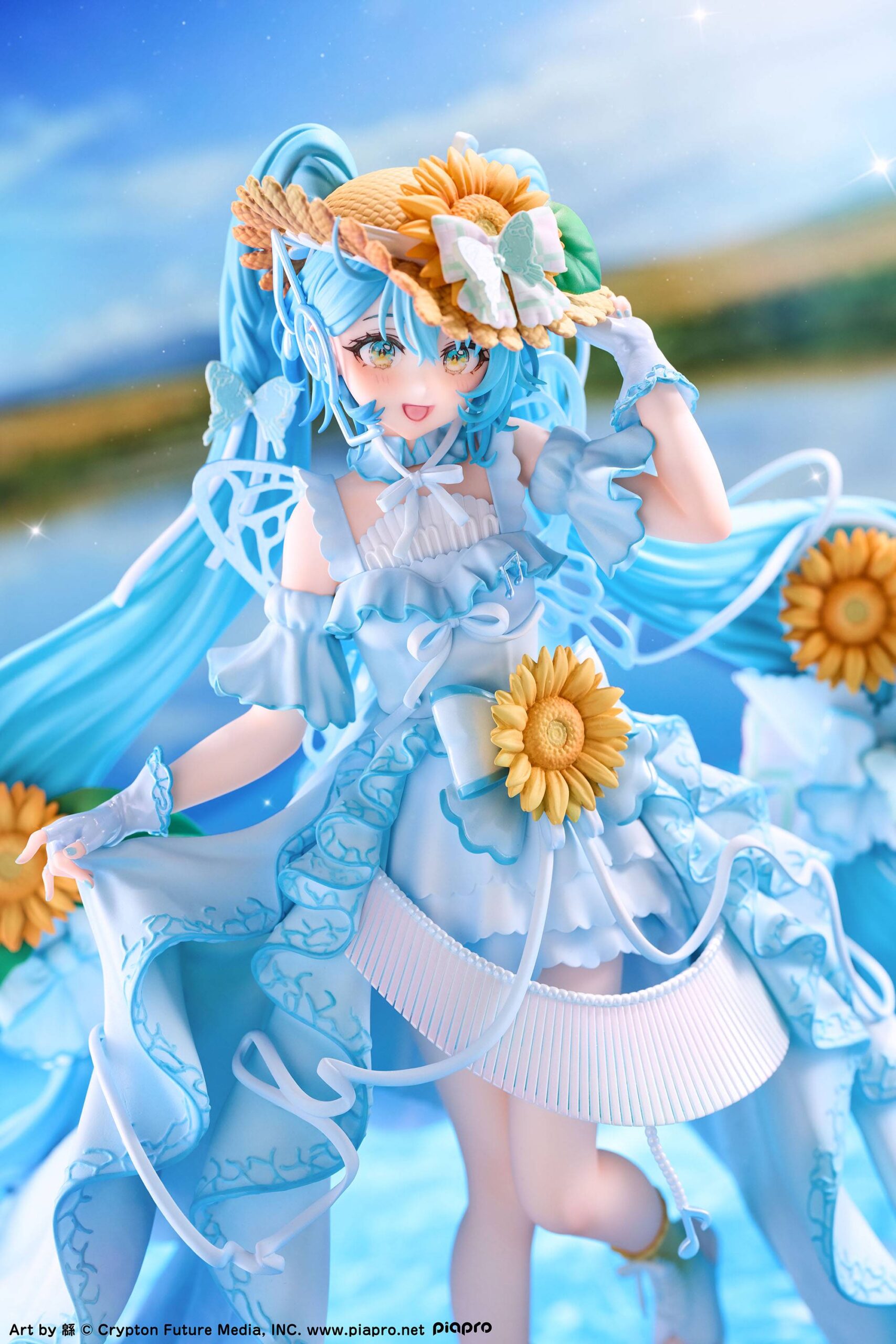 Design Coco Hatsune Miku Figure