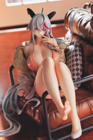 FK Studio Azur Lane Agir Statue